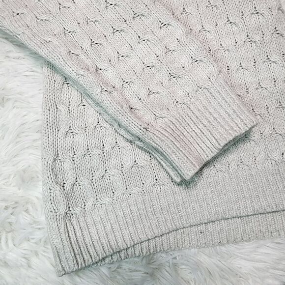 Old Navy Honeycomb Crew Neck Pullover Sweater - Picture 5 of 13